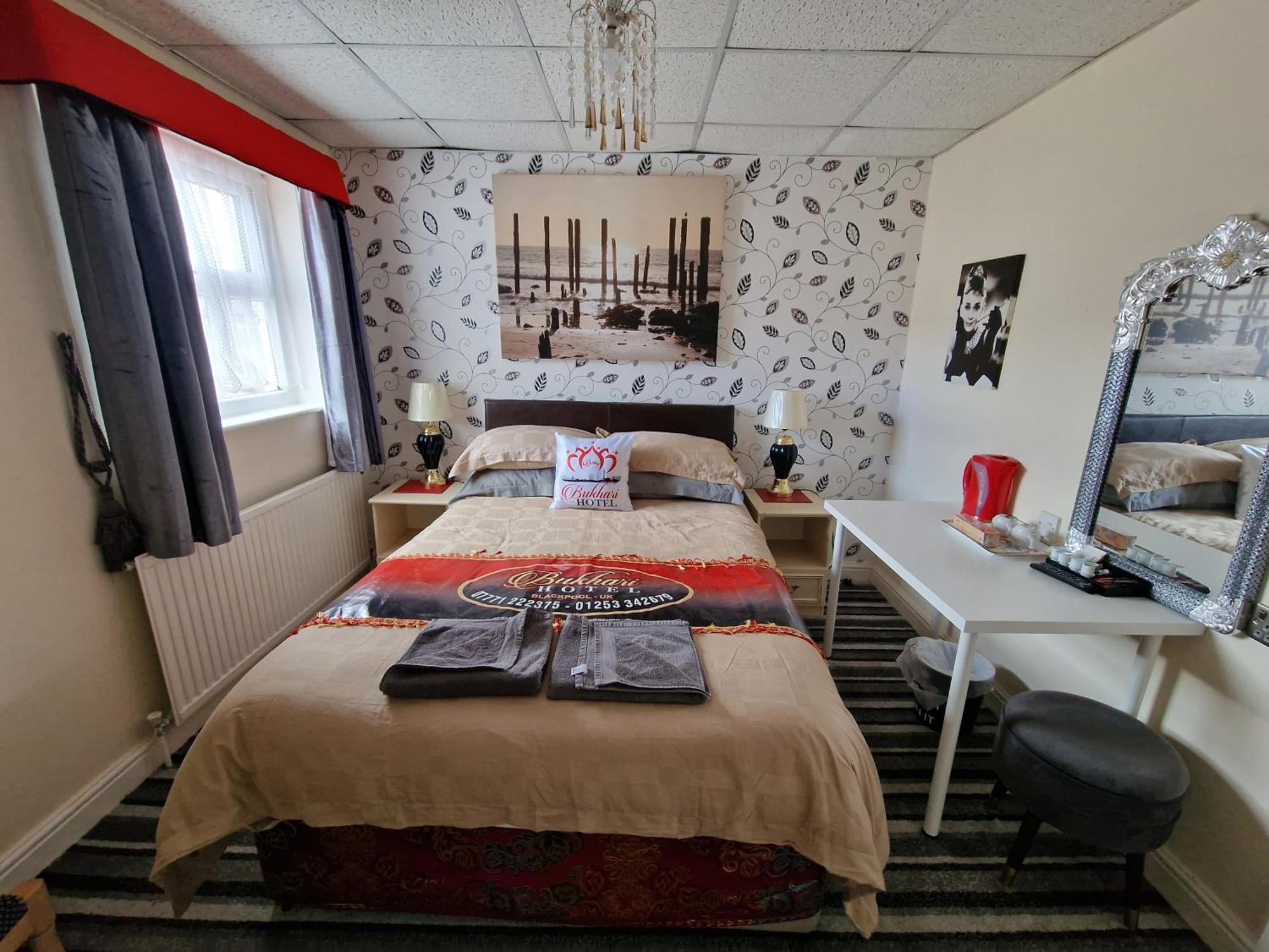 Bukhari Hotel Μπλάκπουλ Εξωτερικό φωτογραφία