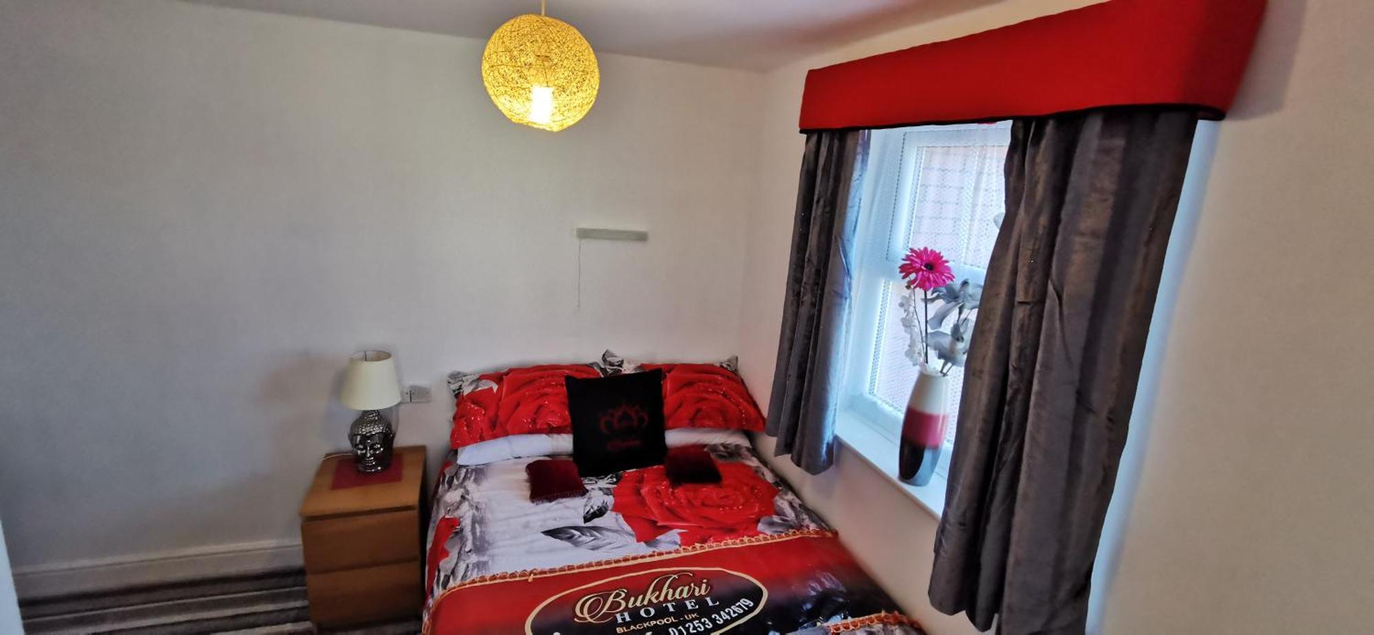 Bukhari Hotel Μπλάκπουλ Δωμάτιο φωτογραφία
