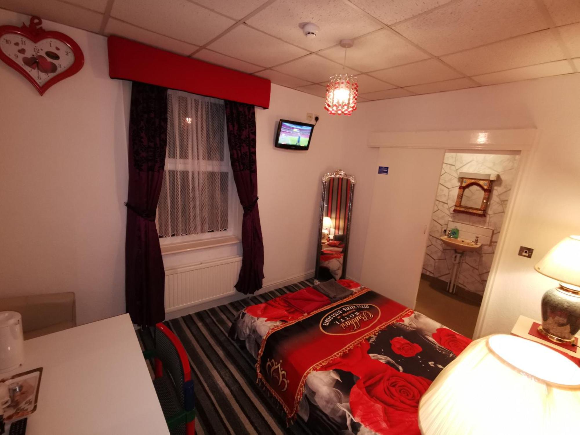 Bukhari Hotel Μπλάκπουλ Δωμάτιο φωτογραφία