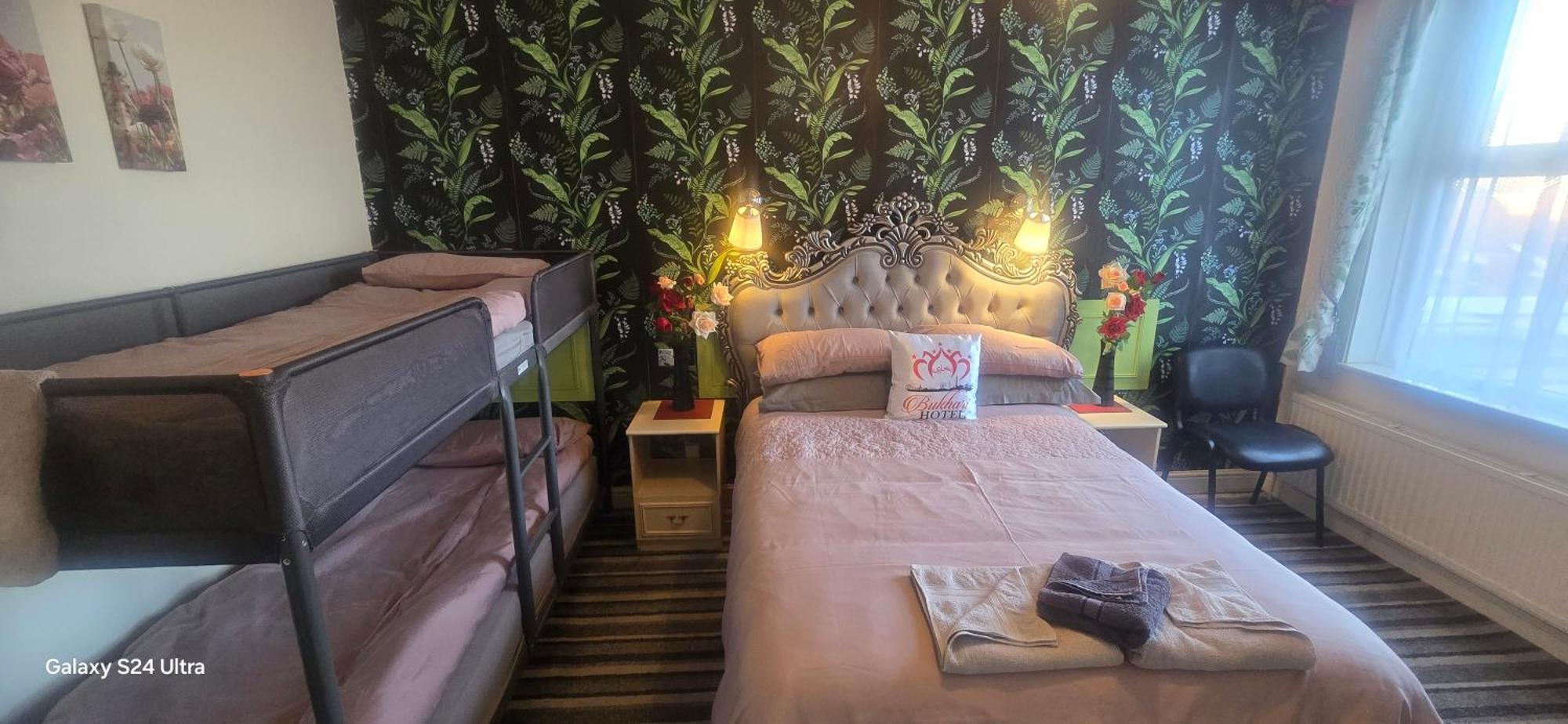 Bukhari Hotel Μπλάκπουλ Εξωτερικό φωτογραφία